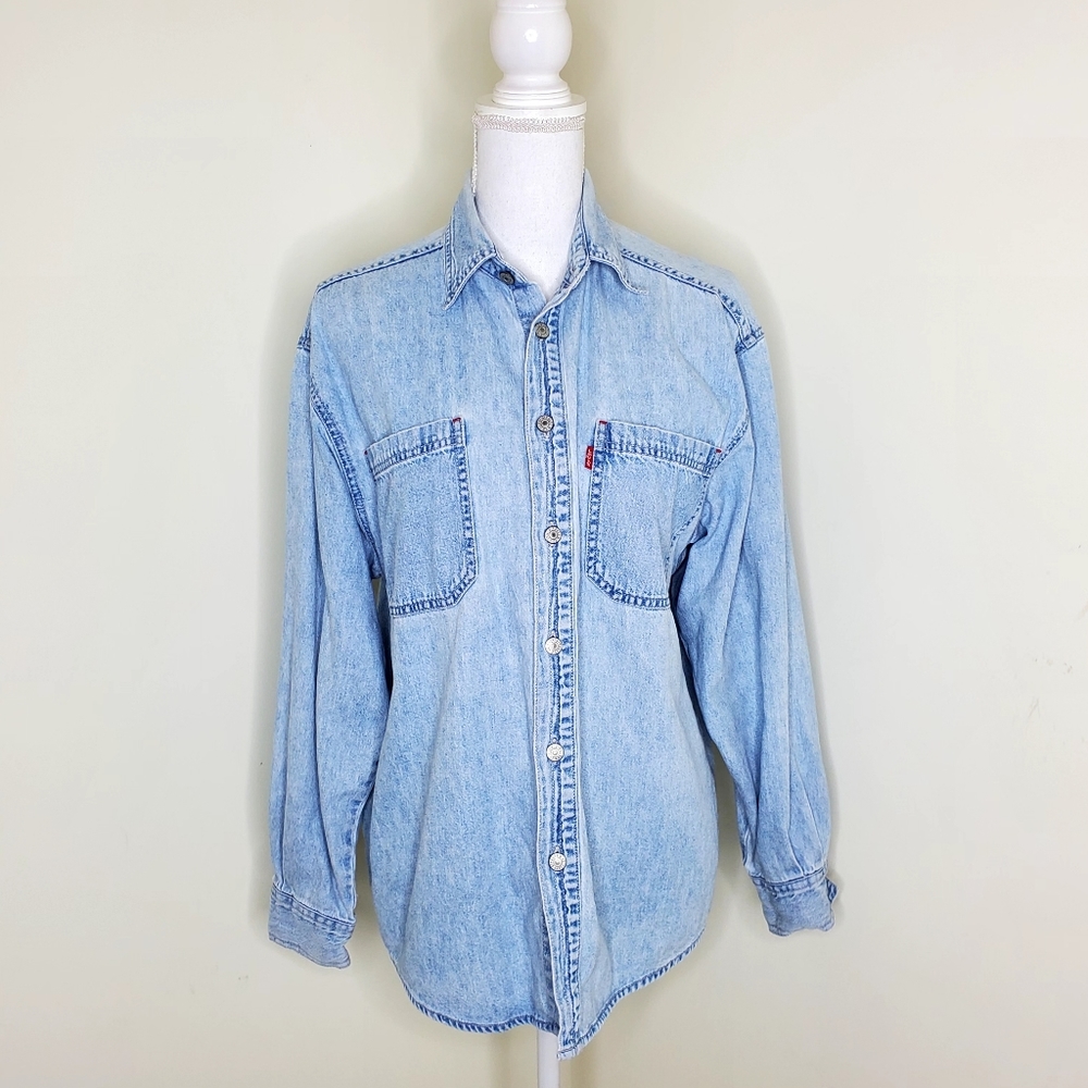 LEVI'S Denim Button Front Shirt Light Wash Size XL 100% Cotton Blue Collared